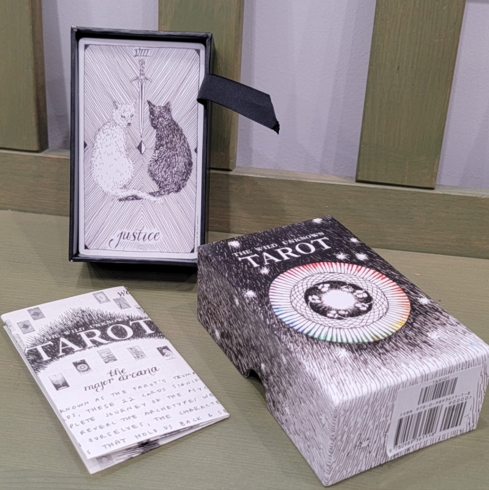 The Wild Unknown Tarot Deck and Guidebook, 1st Edition - Picture 5 of 8